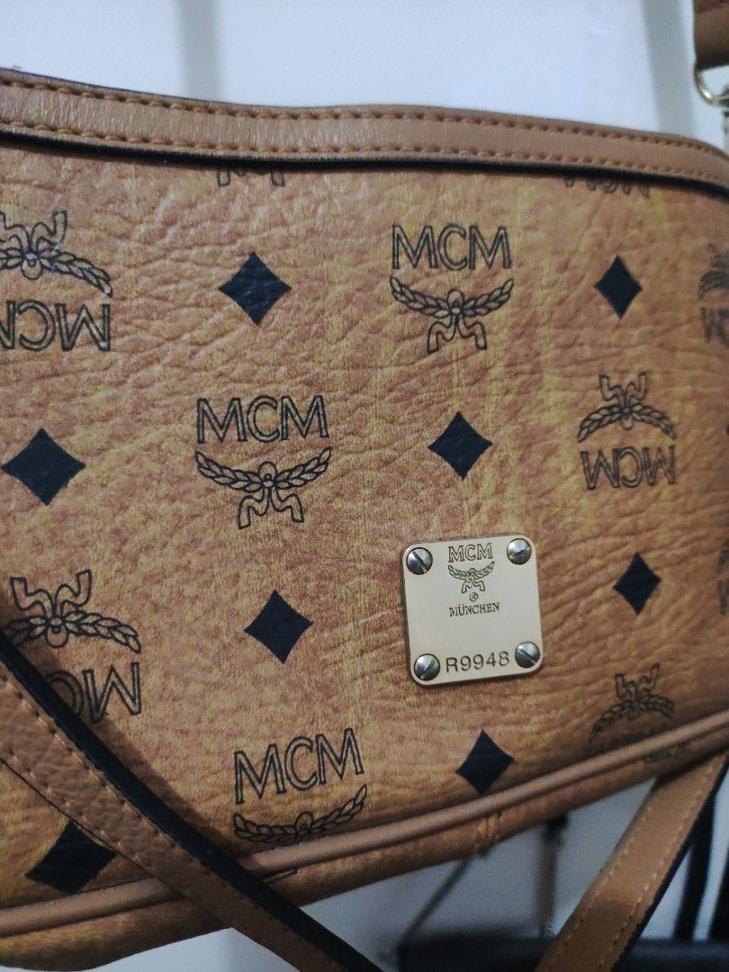 Mcm 2 way kili and sling (Category: Luxury Bags & Wallets) located in Zamboanga. Submitted by Clairey03 (Listing ID 1364545506, Image 2). Description: Korea source NGA turnable screw ykl zip.