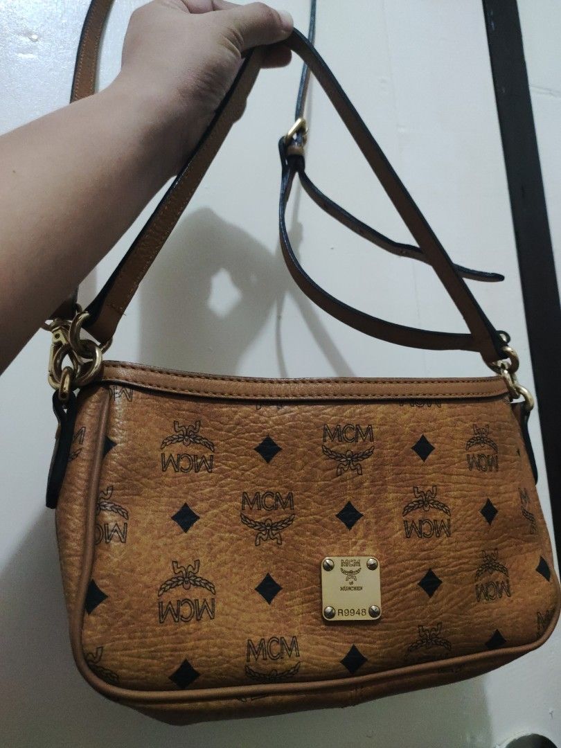 Mcm 2 way kili and sling (Category: Luxury Bags & Wallets) located in Zamboanga. Submitted by Clairey03 (Listing ID 1364545506, Image 1). Description: Korea source NGA turnable screw ykl zip.