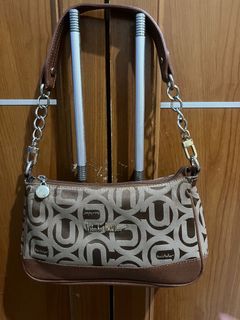 (Kategori: ) berada di . Dikirim oleh zucymasdah (ID iklan 1364555826, Gambar 1). Deskripsi: .