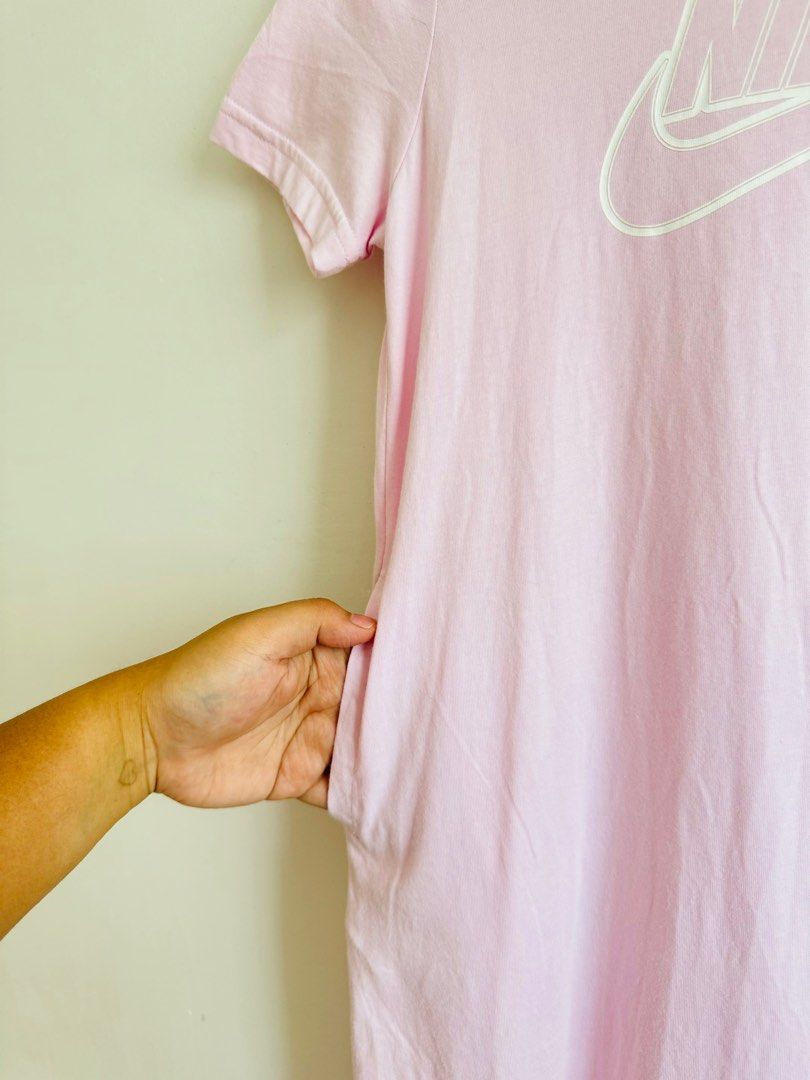 NIKE TSHIRT DRESS (Category: Dresses) located in Cagayan de Oro. Submitted by declutter1s1 (Listing ID 1364455845, Image 3). Description: OG NIKE TSHIRT DRESS WITH COMPLETE TAGS.