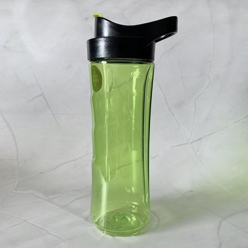 Oster Myblend Sport Bottle (Category: Cookware & Accessories) located in Mandaluyong City. Submitted by sneakerltdph (Listing ID 1364473644, Image 1). Description: - Oster - Oster Myblend Sport Bottle - For Oster Myblend Personal Blenders - Blue, Green - Brand new - Authentic item - Available on hand .