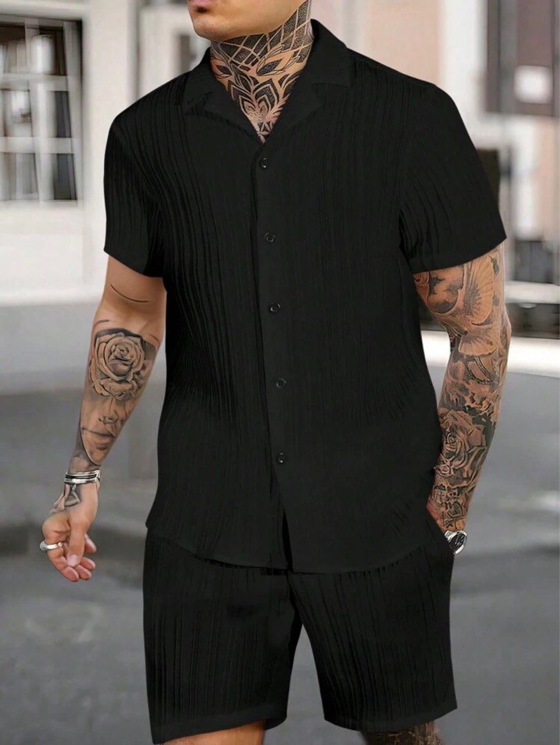 Plus Size Black Men Coordinates/Terno 2X (Category: Sets & Coordinates) located in Cavite. Submitted by prelovhia (Listing ID 1364418739, Image 2). Description: SHEIN 2X Used once like new Comes with pouch MOP: GCASH MOD: LALAMOVE/J&T.