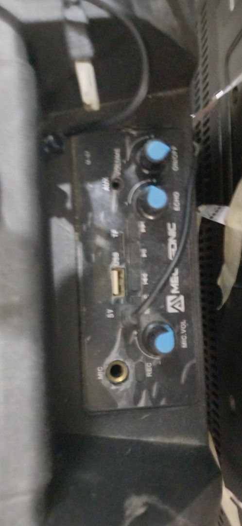 Portable Speakers (Category: Soundbars, Speakers & Amplifiers) located in Mandaluyong City. Submitted by TheRoyalCollection (Listing ID 1364427112, Image 3). Description: Megasonic Portable Speaker all working no issues, maganda to as portable mic speaker,.
