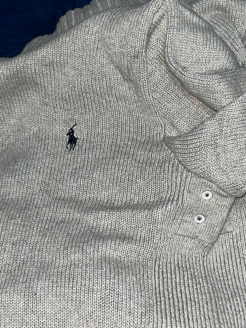 Ralph Lauren Knitted Double Zip Sweater (Category: Coats, Jackets and Outerwear) located in Aliaga. Submitted by 3ftin (Listing ID 1364539504, Image 2). Description: 22x25.