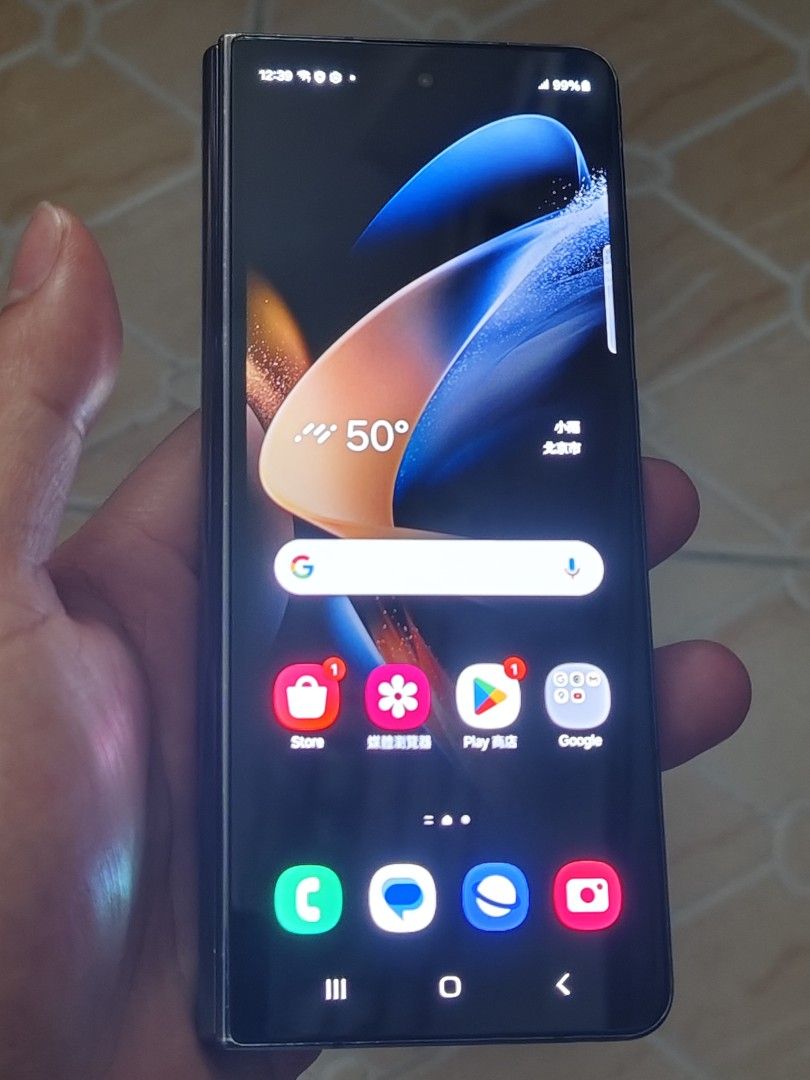 Samsung Galaxy Z fold 4 海外版12+1TB 內銀幕有彩點, 手提電話 Samsung Galaxy Z fold 4 海外版12+1TB 內銀幕有彩點, 手提電話