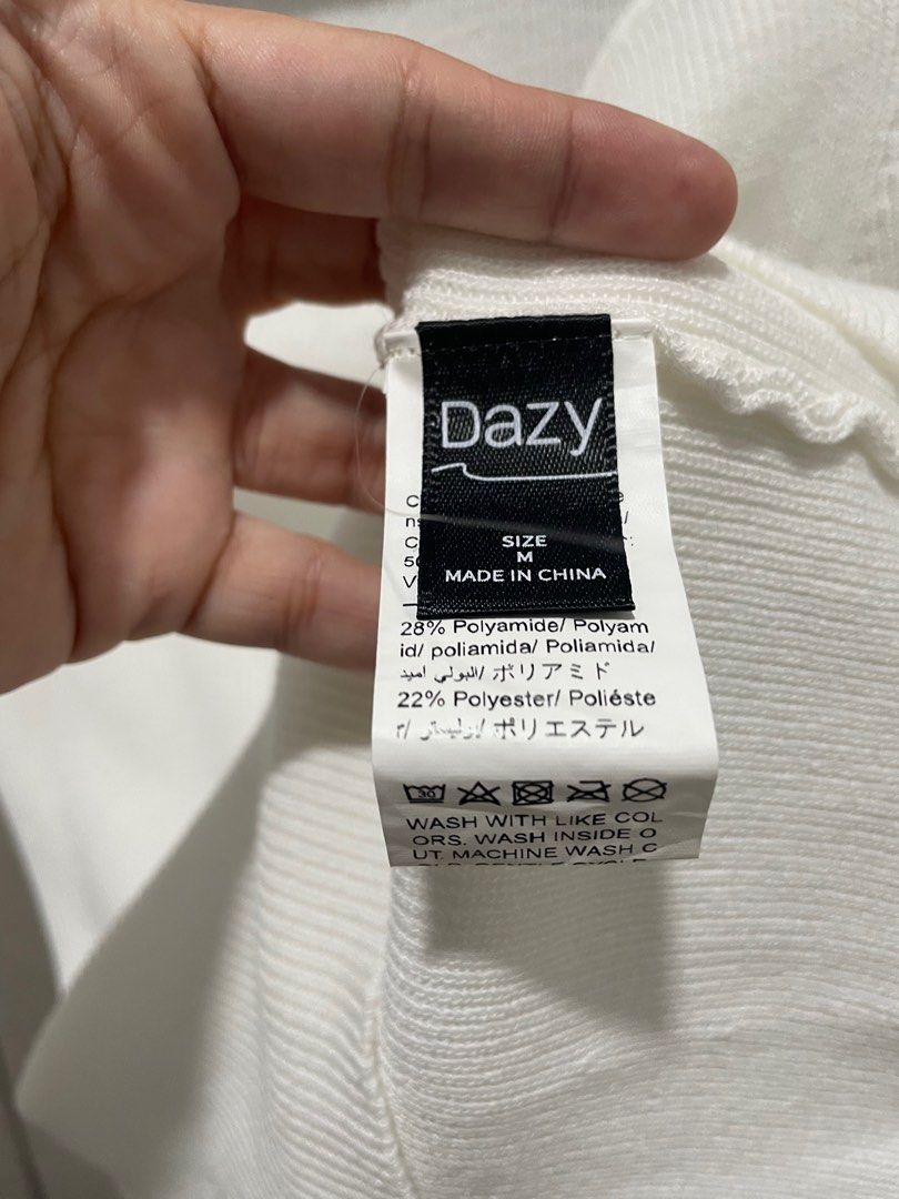 Shein Dazy White knitted Top (Category: Blouses) located in Davao. Submitted by MahLiRa (Listing ID 1364504305, Image 3). Description: Shein Dazy Knitted Top • Medium Size • Like New Condition • knitted • RFS: decluttering .