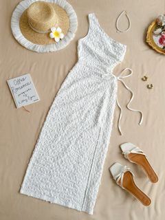 SHEIN VCAY Summer Out Holiday Date Dress, Holiday Casual Knit Fabric Sense Of One Shoulder Waist