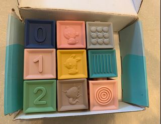 (Category: ) located in . Submitted by EnchantedChildhood (Listing ID 1364452537, Image 1). Description: .