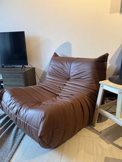 (Category: ) located in . Submitted by clarence.98 (Listing ID 1364484782, Image 1). Description: .
