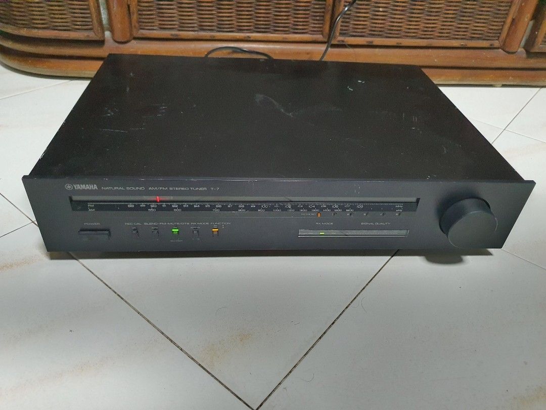 Yamaha T‐7 AM/FM stereo tuner (Category: Other Audio Equipment) located in Singapore. Submitted by roy.wei.75 (Listing ID 1364404608, Image 1). Description: working condition stereo tuner. physical condition as per attached photos. Made in Japan. Need to get your own antenna. A short functionality test upon collection of item to avoid any misunderstanding after sale..