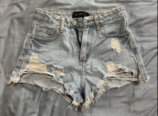 (Category: ) located in . Submitted by spelfashion (Listing ID 1364478394, Image 1). Description: .