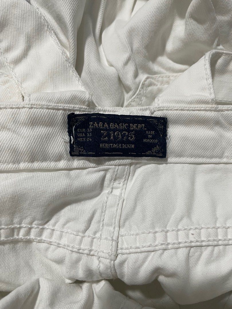 Zara Petite Jumper (Category: Jeans) located in Davao. Submitted by MahLiRa (Listing ID 1364506675, Image 3). Description: Zara Petite Jumper • xs on tag but best fit to Small • Like New Condition • RFS: declutter .