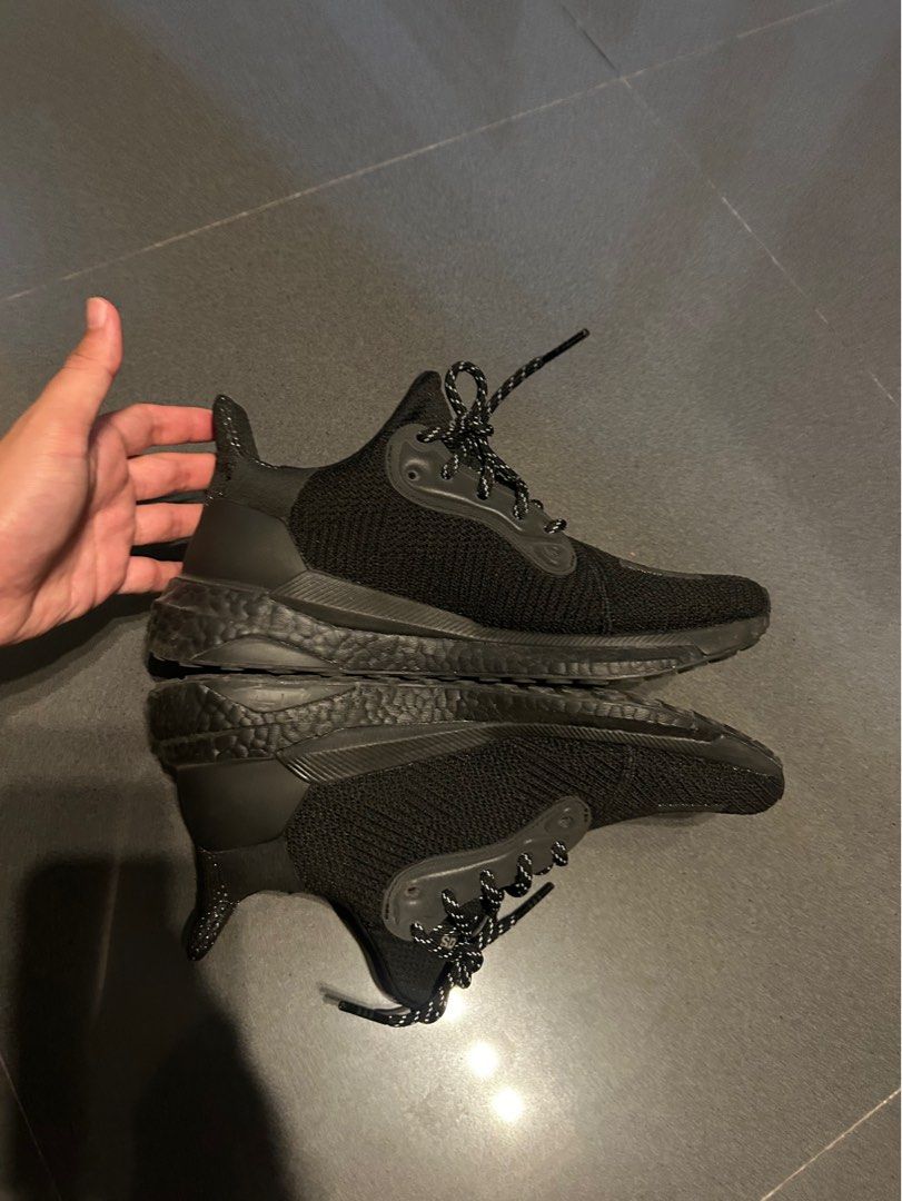 Adidas Solar HU x Pharrell Williams (Category: Sneakers) located in Quezon City. Submitted by jaypee.abergas (Listing ID 1361576924, Image 2). Description: Used twice only No issue Can pass as deadstock Sz 7.5 mens / 25.5cm Fits 7-8mens Dm me .