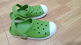 Crocs J2