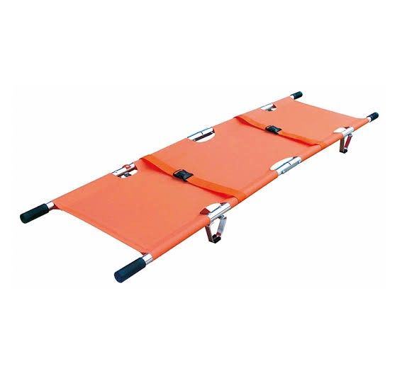 FOLDABLE STRETCHER (Category: Medical Supplies & Tools) located in Quezon City. Submitted by staffmarke01383 (Listing ID 1361521830, Image 2). Description: .