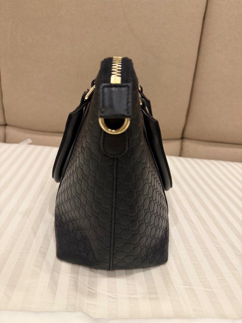 Gucci Guccissima (Category: Luxury Bags & Wallets) located in Quezon City. Submitted by gpabs02 (Listing ID 1361590694, Image 3). Description: Gucci Guccissima 100% authentic with receipt, strap, care cards and orig dustbag Straps and handles good as new. Inside very clean but w/minor rubs on the corners .