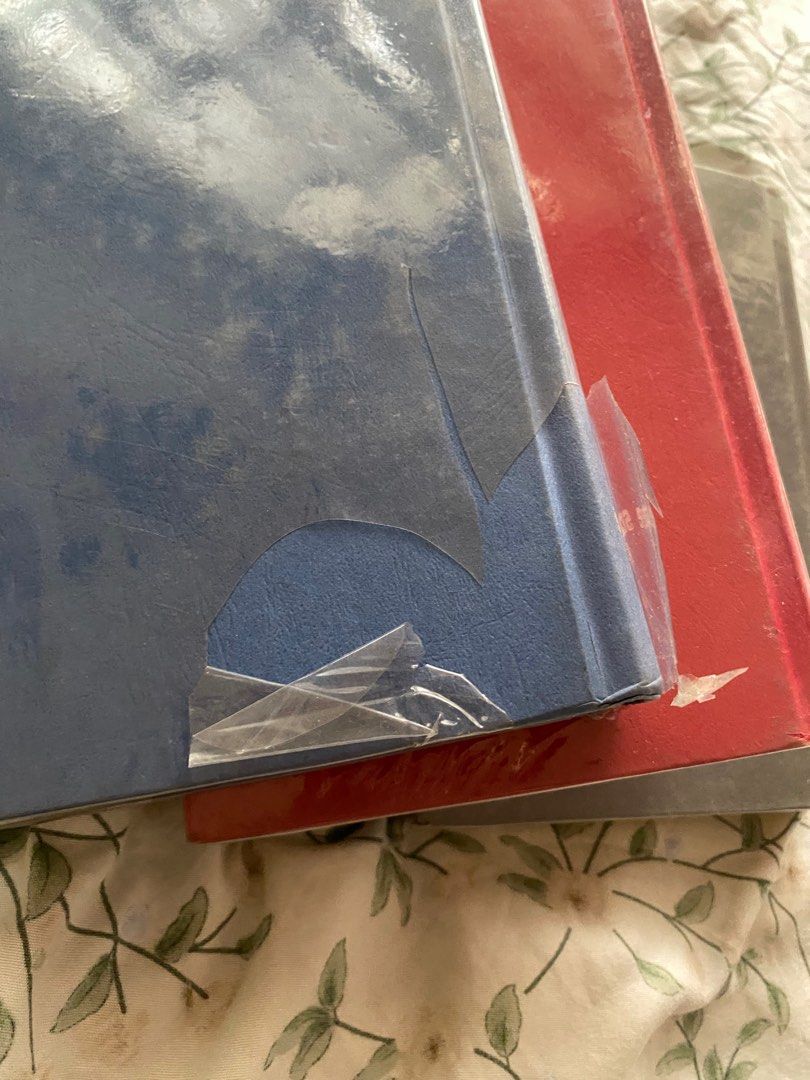 hardbound suzanne collins hunger games series (Category: Storybooks) located in Pasig City. Submitted by petoonie (Listing ID 1361547736, Image 3). Description: — rfs: decluttering — per piece: 150 — prices are negotiable if you buy more than 1 listing ♡ .𖥔 ݁ ˖๋ ࣭ ⭑ thanks for ur interest !! .𖥔 ݁ ˖๋ ࣭ ⭑.