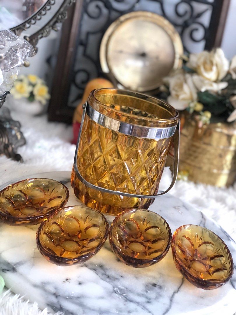 Ice bucket (Category: Other Kitchenware & Tableware) located in Dipolog. Submitted by playmatesfriend.ph (Listing ID 1361531111, Image 3). Description: .