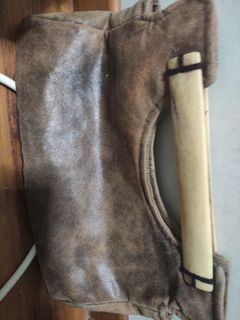 (Category: ) located in . Submitted by cheapestvintagebag (Listing ID 1361554201, Image 1). Description: .