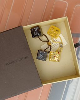 （分類：）位於 。 由 hyhy511 提交（商品編號 1361498905，圖片 1）。簡介： 。