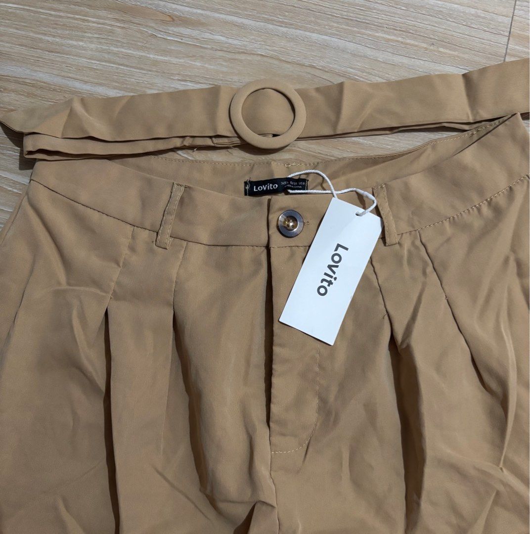 Lovito short with belt size 30-32 (Category: Shorts) located in Paranaque City. Submitted by DPreloved_Online (Listing ID 1361510907, Image 2). Description: .