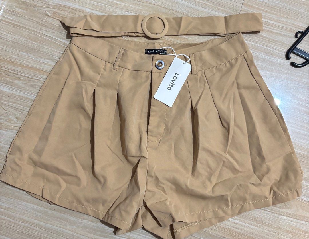 Lovito short with belt size 30-32 (Category: Shorts) located in Paranaque City. Submitted by DPreloved_Online (Listing ID 1361510907, Image 1). Description: .