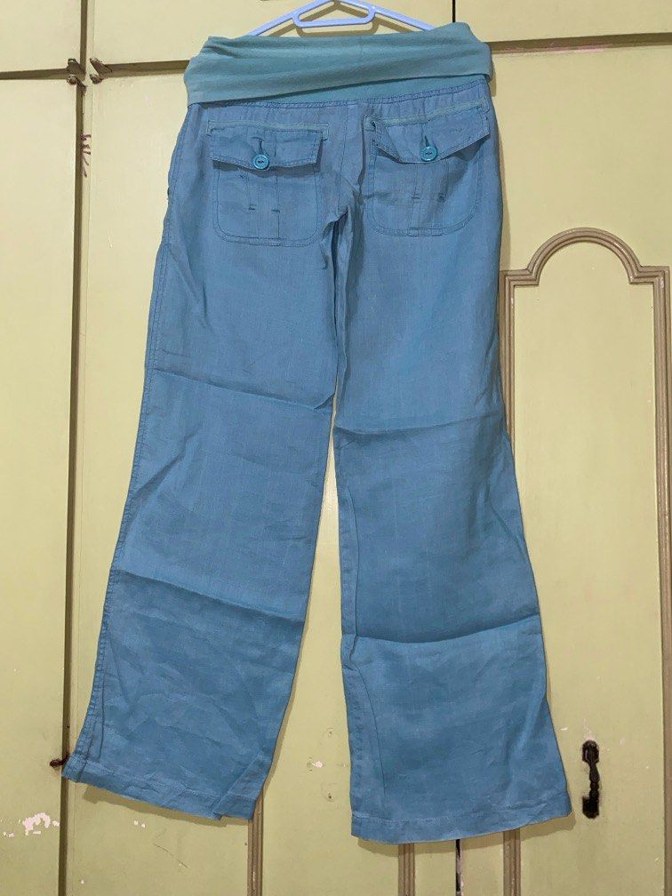 Mango Linen Pants (Category: Other Bottoms) located in Quezon City. Submitted by onlytacci (Listing ID 1361520938, Image 2). Description: 🖤 100% Authentic 🖤 Vintage 🖤 Foldable Waist .