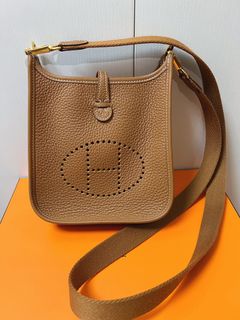 （分類：）位於 。 由 luxshopperholic 提交（商品編號 1355328620，圖片 1）。簡介： 。