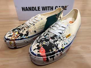 (Category: ) located in . Submitted by retrosolez (Listing ID 1361607876, Image 1). Description: .