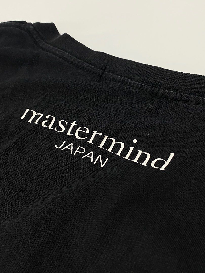 Pink Flyod x Mastermind Japan (Category: Activewear) located in Quezon City. Submitted by threadsunearthed (Listing ID 1361594368, Image 3). Description: Pink Flyod x Mastermind Japan Size on tag M Width: 20.5 Length: 25 •Good condition •Washed •minimal crack print •Color rate: 8/10 ₱480.