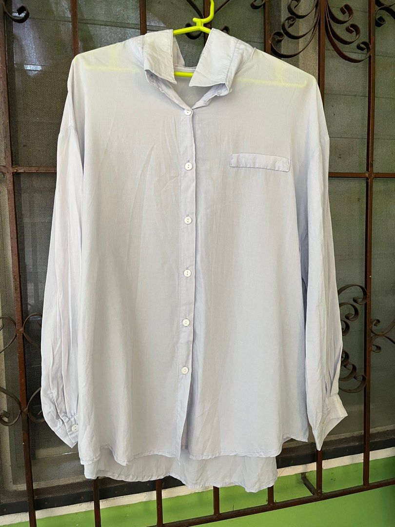 Polo (Buttondown) (Category: Longsleeves) located in Taguig. Submitted by mrtn16 (Listing ID 1361545775, Image 1). Description: .