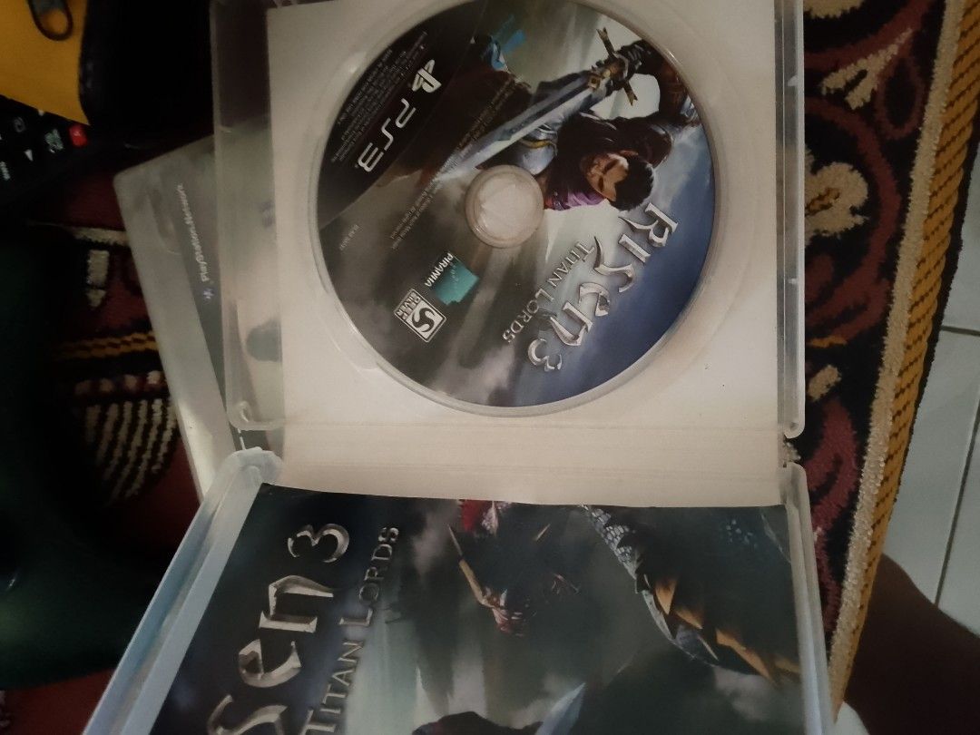 PS3 games (Category: PlayStation) located in Baao. Submitted by azazel282032989 (Listing ID 1361548171, Image 2). Description: Selling my old PS3 games. All goods, yung iba walang case. Take all for 1K 300 kapag yung may case 200 pag walang case Shipping via J&T.