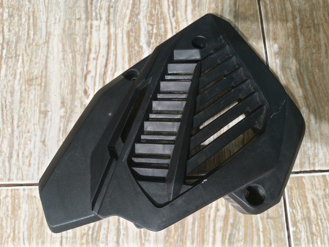 Radiator cover stock click v3 (Category: Body Parts and Accessories) located in Quezon City. Submitted by st_jericho (Listing ID 1361580139, Image 1). Description: no issue pinagpalitan lang.