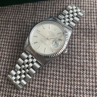 (Category: ) located in . Submitted by pmvintagewatches (Listing ID 1361523846, Image 1). Description: .