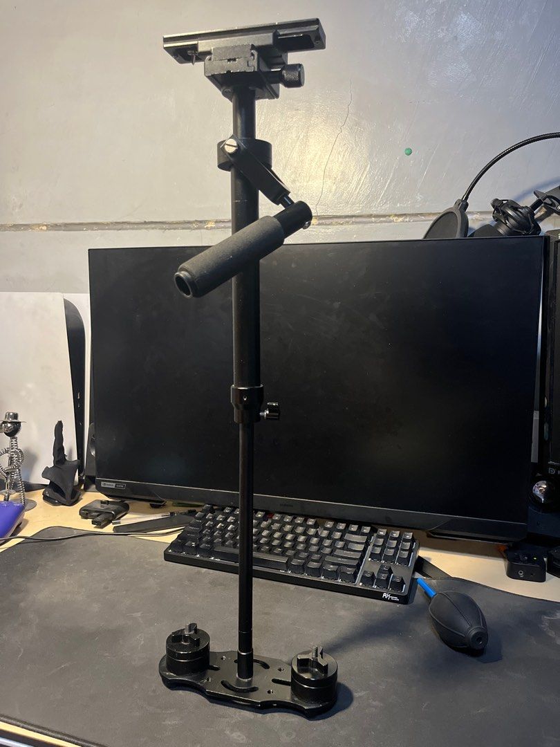 S60 Camera Handheld Stabilizer Steadycam (Category: Gimbals & Stabilizers ) located in Paranaque City. Submitted by kemeeestry (Listing ID 1361588718, Image 2). Description: 10/10 Performance (no issue) 8/10 Cosmetics (Minimal signs of usage) Inclusion: S60 Camera Handheld Stabilizer Steadycam Feel free to message me on Facebook or my Instagram account: @kemeeestry Pickup: Sto. Niño, Parañaque City Meetup: MOA | SM SUCAT | LRT or MRT Stations | L