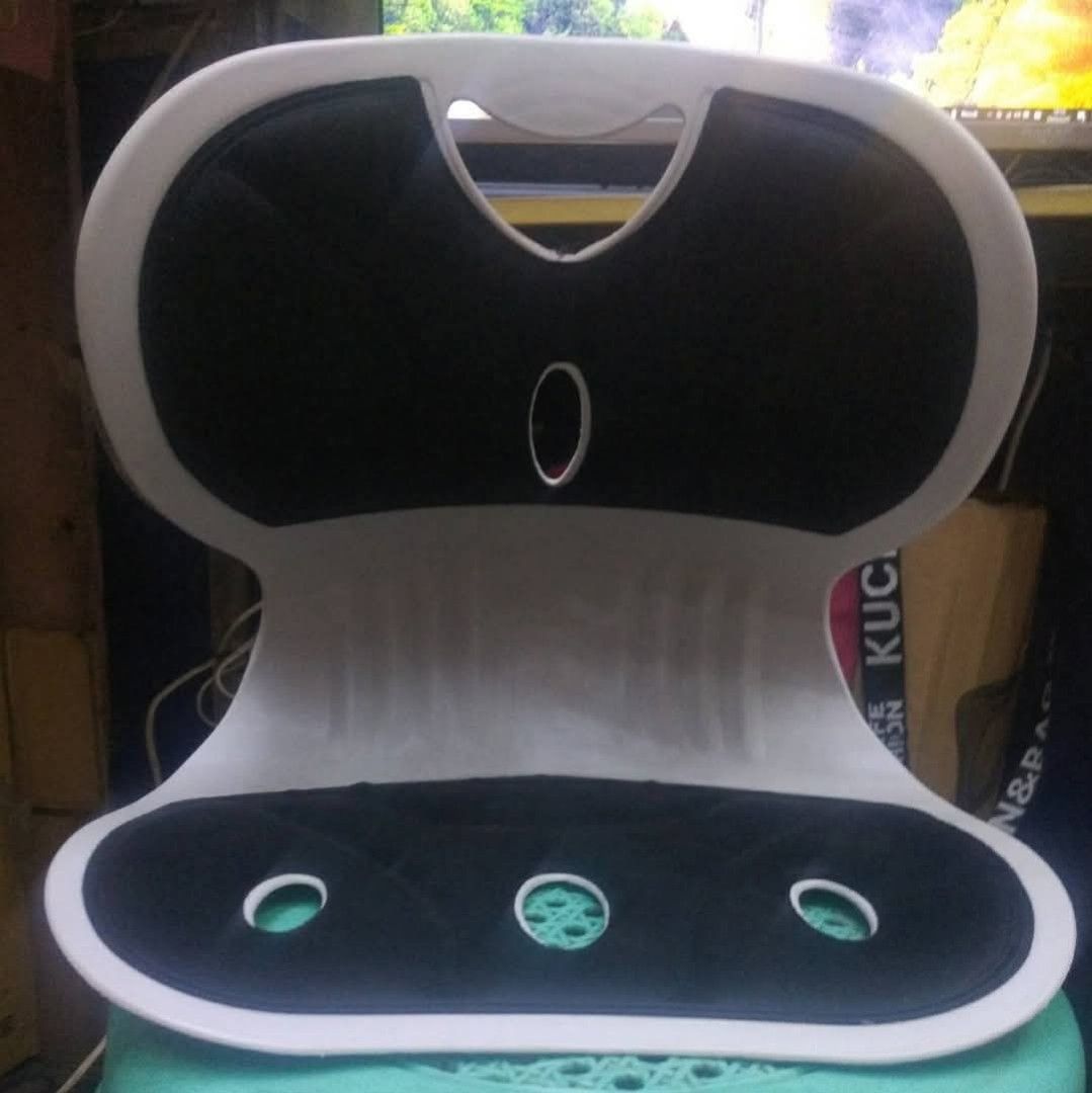Seat posture corrector (Category: Braces, Support & Protection) located in Manila. Submitted by asstditems (Listing ID 1361545651, Image 3). Description: Same day delivery via Lalamove Location: Manila Mop: Cod/Gcash payment Pm for inquiries..
