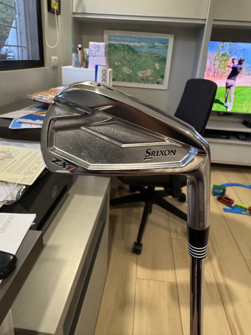 Srixon ZX7 4 iron RH (Category: Golf) located in Paranaque City. Submitted by warmeagle_be0856 (Listing ID 1361568434, Image 1). Description: Excellent condition Right handed Comes with KBS tour FLT 110 New cpx grip.