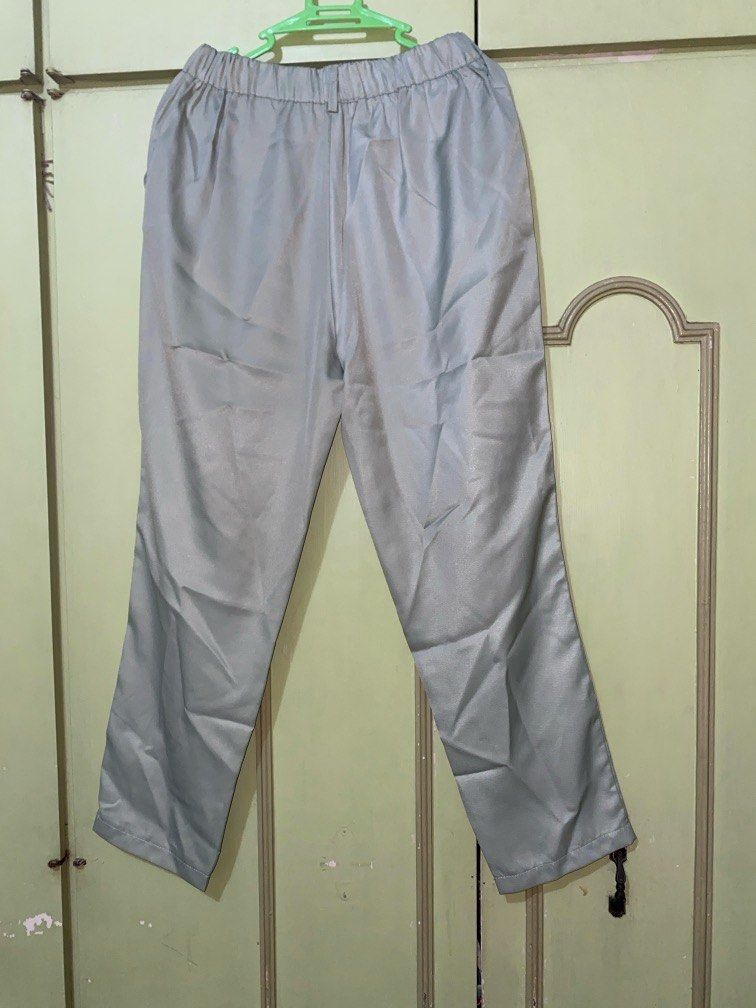 Thailand Pants (Category: Other Bottoms) located in Quezon City. Submitted by onlytacci (Listing ID 1361523832, Image 2). Description: 🖤 Stretchable Waist 🖤 Color is darker in person 🖤 Can Fit Small to Medium size.
