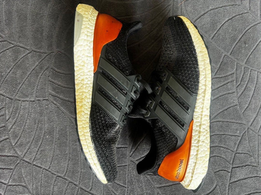 Ultraboost 2.0 Bronze Medal (Category: Sneakers) located in Marikina City. Submitted by gdat0 (Listing ID 1361540884, Image 1). Description: Pre-Loved Authentic Ultraboost 2.0 Good Condition Issues: No Box/ Tongue Brand Deteriorate ( Pic 4) .