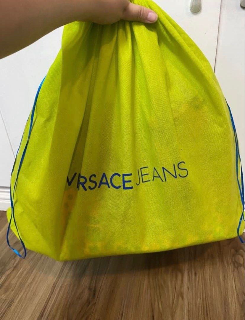 Versace Jeans Beach Tote Bag (Category: Luxury Bags & Wallets) located in Cavite. Submitted by f2squared_2nd_account (Listing ID 1361572079, Image 1). Description: Message me for more details.