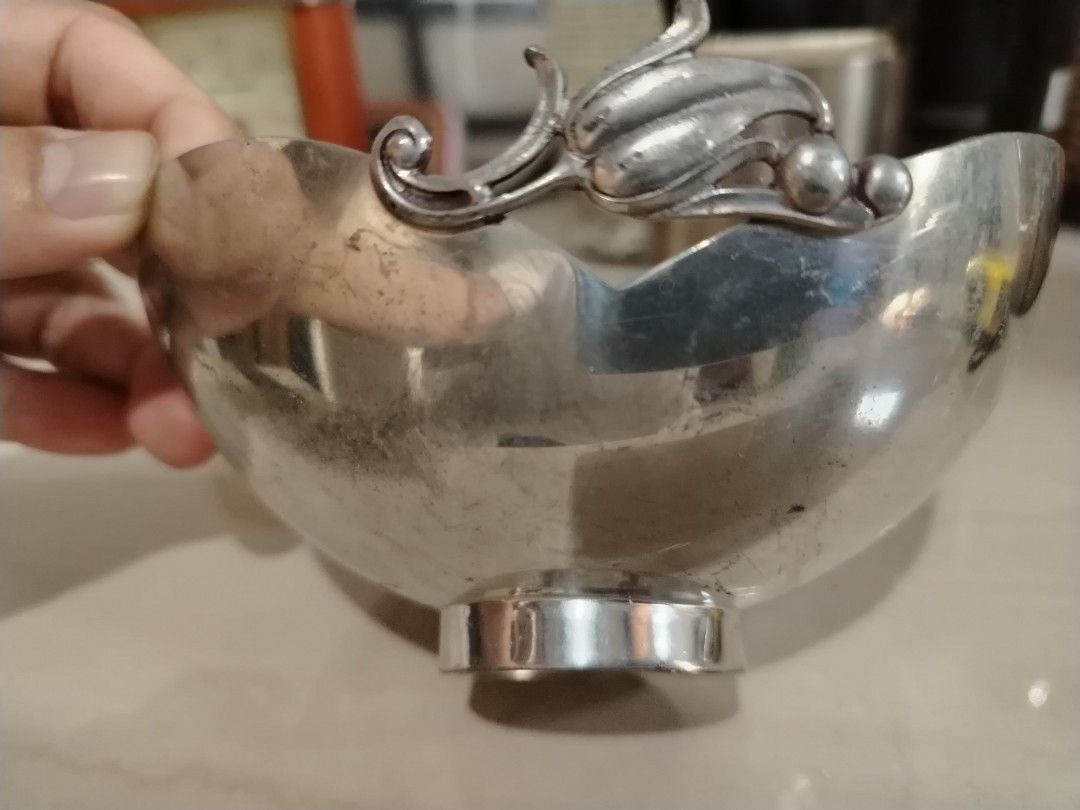 Vintage Boardman Colonial pewter bowl. (Category: Dinnerware & Cutlery) located in Parang, Maguindanao. Submitted by lawon_koleksyon (Listing ID 1361636292, Image 3). Description: The object is identified as a vintage Boardman Colonial pewter bowl (with markings).