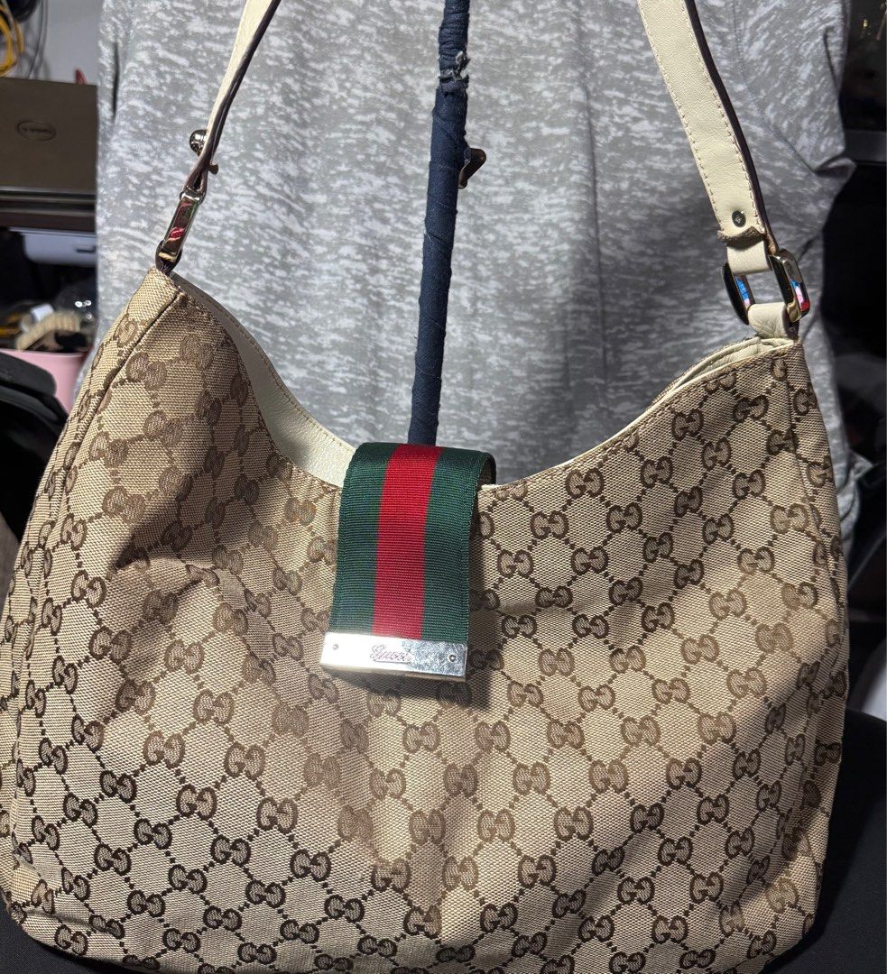 Vintage gucci hobo bag (Category: Luxury Bags & Wallets) located in Pasay City. Submitted by .alittleluxury (Listing ID 1361546366, Image 1). Description: Vintage Gucci canvas and leather web hobo bag large (Bag only).