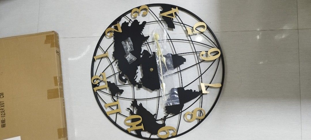 Wall Clock (Category: Clocks) located in Baguio. Submitted by gelogwapogi (Listing ID 1361629657, Image 1). Description: Got as a gift, clock is too big for our house. Please see box on image for size reference. Priced 1.5k in online shops. Meet up in Baguio City only..