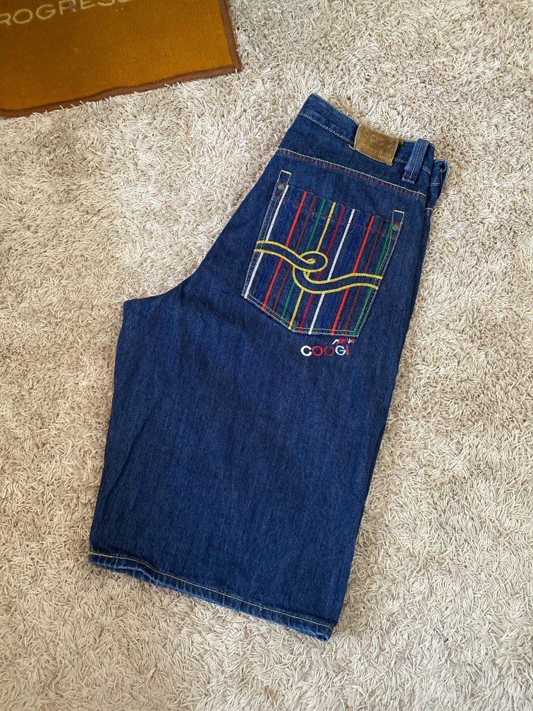 Y2k Coogi Jorts (Category: Shorts) located in Cagayan de Oro. Submitted by gdsteals (Listing ID 1361498901, Image 1). Description: waist 38 lenght 28 hem 13.