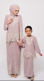 (Category: ) located in . Submitted by felishacouture (Listing ID 1361509852, Image 1). Description: .