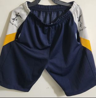 由 uniformss (刊登 ID 1364723116，圖片 1) 提交，位於 的 (類別：)，說明：。