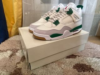 （分類：）位於 。 由 AverageJordanFan 提交（商品編號 1364690170，圖片 1）。簡介： 。