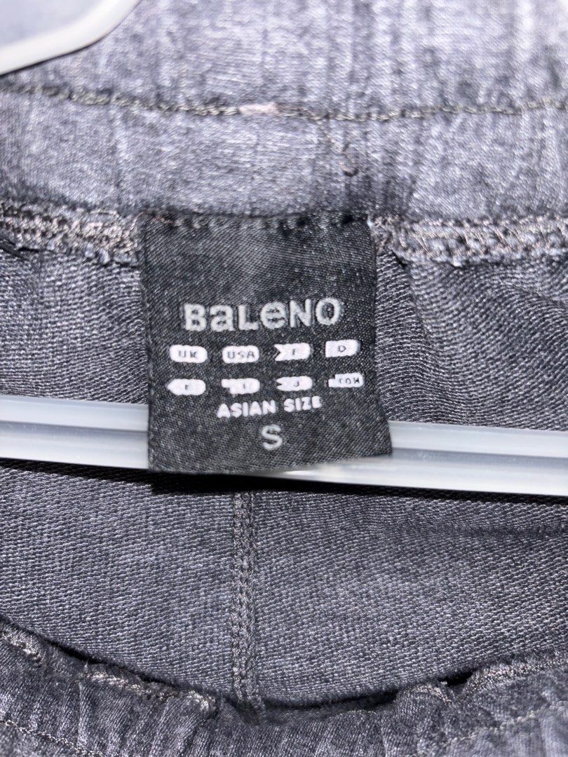 Baleno Jogger Pants size small (Category: Joggers) located in Pasig City. Submitted by karurosu (Listing ID 1364726306, Image 2). Description: Baleno Jogger pants size: small rfs: not using anymore/need funds .
