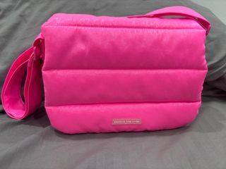 Beyond the Vines Poofy Bag
