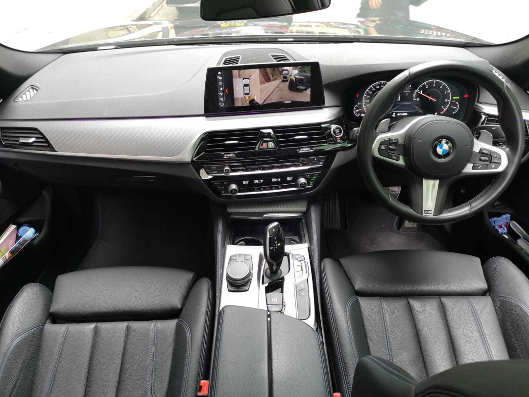 BMW 520i M SPORT Auto62863174314113112